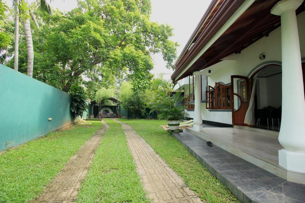 Flipflop Hostel Negombo Exteriér fotografie
