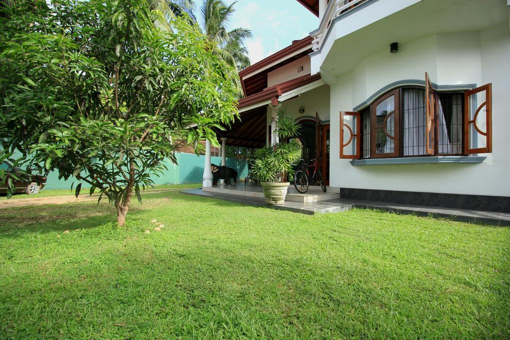 Flipflop Hostel Negombo Exteriér fotografie