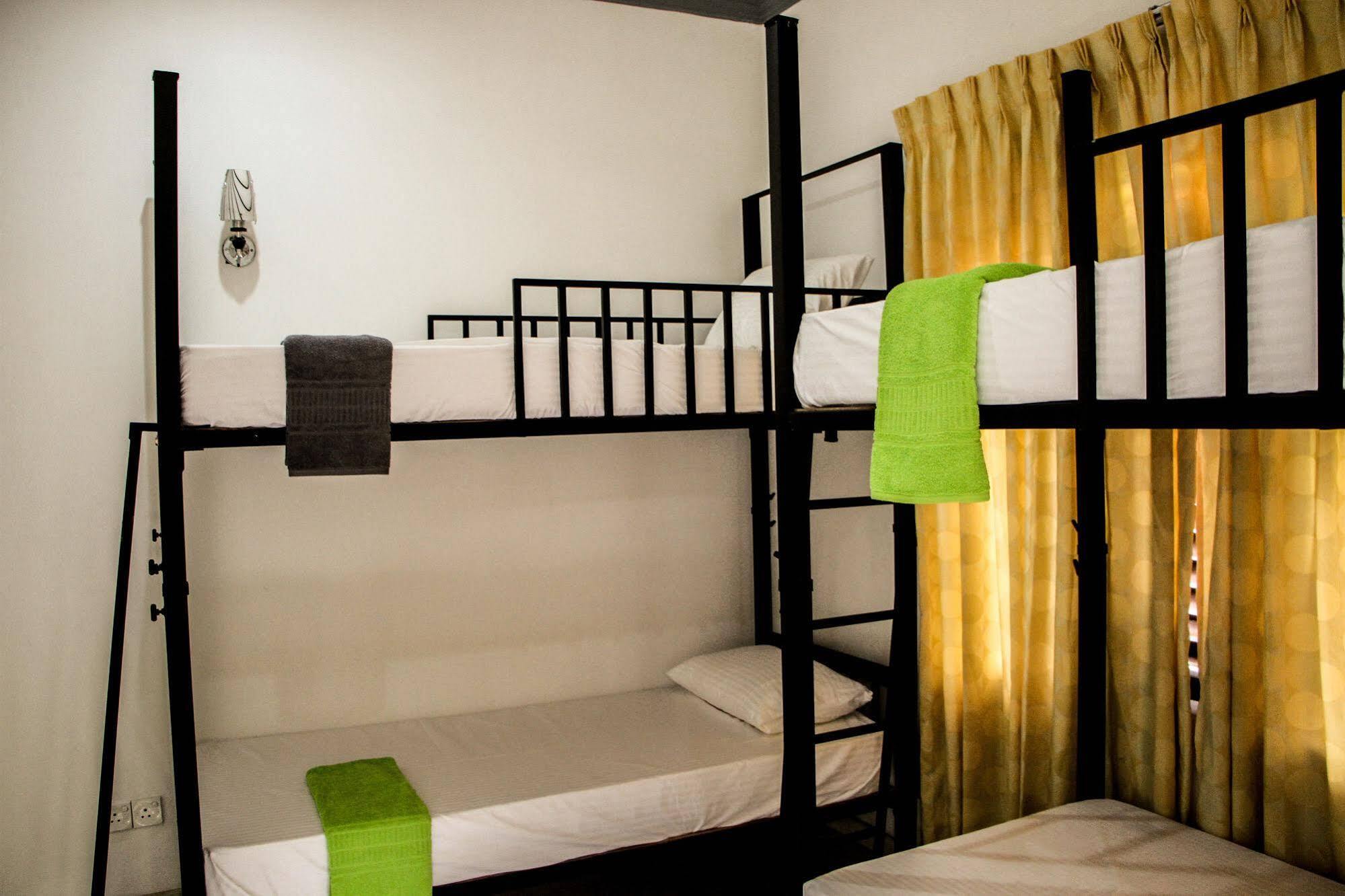 Flipflop Hostel Negombo Exteriér fotografie